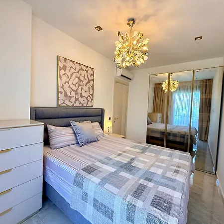 Sa Apartments! Luxury With Private