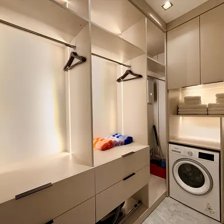 Sa Apartments! Luxury With Private