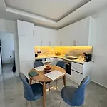 Sa Apartments! Cleopatra Luxury Lägenhet *